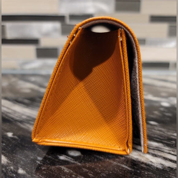 NEW Auth Tory Burch Leather Eyeglass Case w Matching Tory Burch Cleaning Cloth - Picture 4 of 8